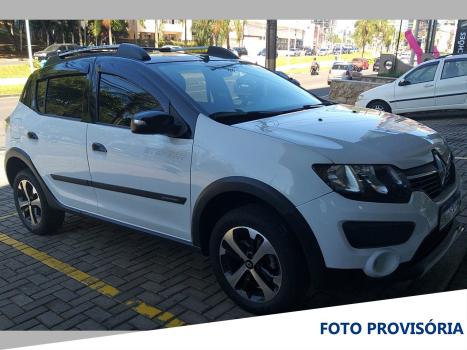 RENAULT Sandero 1.6 4P FLEX STEPWAY RIP CURL, Foto 2