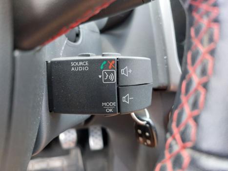 RENAULT Sandero 2.0 16V 4P RS FLEX, Foto 20