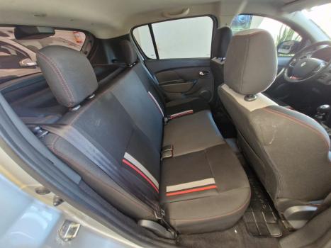 RENAULT Sandero 2.0 16V 4P RS FLEX, Foto 12