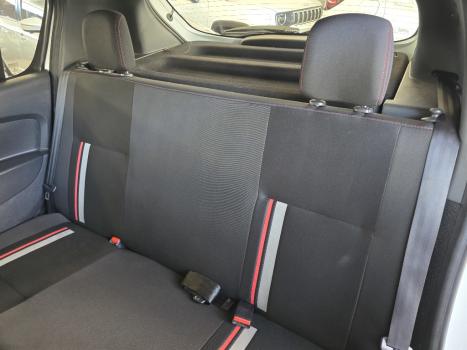 RENAULT Sandero 2.0 16V 4P RS FLEX, Foto 12