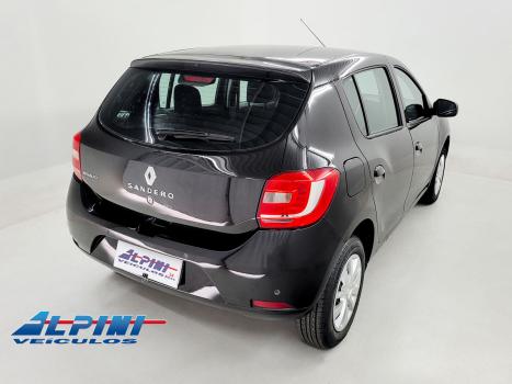 RENAULT Sandero , Foto 3