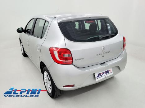 RENAULT Sandero , Foto 4