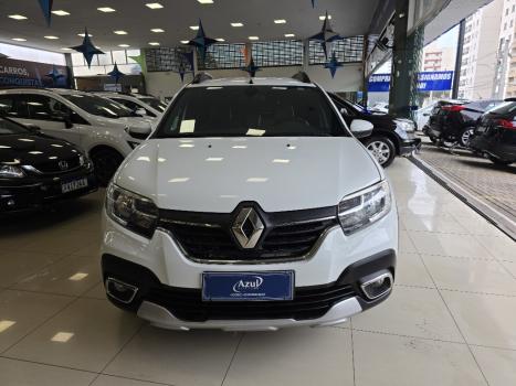 RENAULT Stepway 1.6 16V 4P FLEX ICONIC X-TONIC AUTOM�TICO CVT, Foto 2