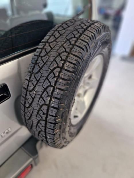 SUZUKI Jimny 1.3 16V 4 ALL 4X4, Foto 20