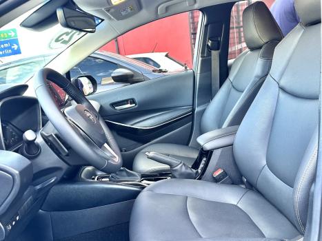 TOYOTA Corolla 1.8 16V 4P XEI, Foto 2