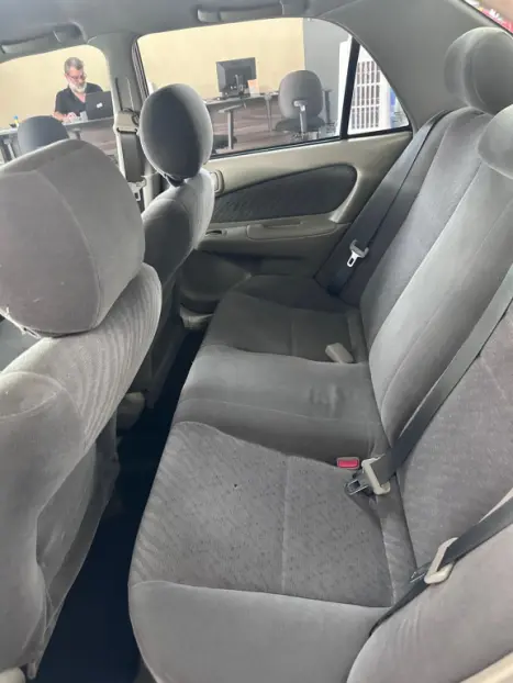 TOYOTA Corolla 1.8 16V 4P XEI, Foto 7
