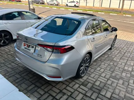 TOYOTA Corolla 1.8 16V 4P FLEX H�BRIDO ALTIS A PREMIUM AUTOM�TICO CVT, Foto 4