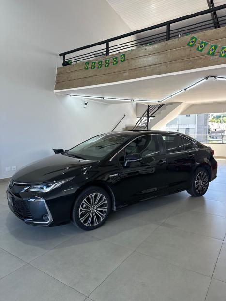 TOYOTA Corolla 1.8 16V 4P FLEX H�BRIDO ALTIS A PREMIUM AUTOM�TICO CVT, Foto 3