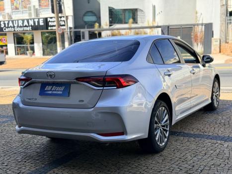 TOYOTA Corolla 2.0 16V 4P FLEX XEI DIRECT SHIFT AUTOMTICO CVT, Foto 4