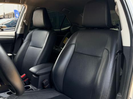 TOYOTA Corolla 2.0 16V 4P FLEX XEI DIRECT SHIFT AUTOM�TICO CVT, Foto 13