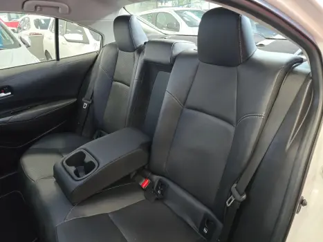 TOYOTA Corolla 2.0 16V 4P FLEX XEI DIRECT SHIFT AUTOMÁTICO CVT, Foto 17