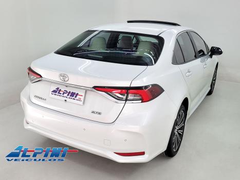 TOYOTA Corolla , Foto 3