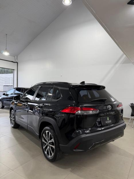 TOYOTA Corolla Cross 2.0 16V 4P FLEX VVT-IE XRE DIRECT SHIFT AUTOM�TICO CVT, Foto 4