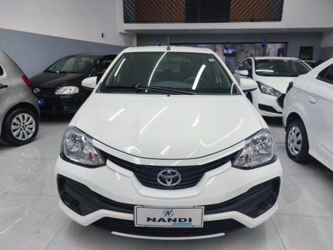 TOYOTA Etios Cross 1.5 16V 4P FLEX AUTOM�TICO, Foto 2