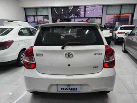 TOYOTA Etios Cross 1.5 16V 4P FLEX AUTOM�TICO, Foto 5