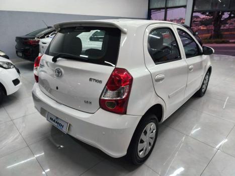 TOYOTA Etios Cross 1.5 16V 4P FLEX AUTOM�TICO, Foto 6
