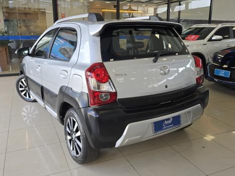 TOYOTA Etios Cross 1.5 16V 4P FLEX AUTOM�TICO, Foto 4