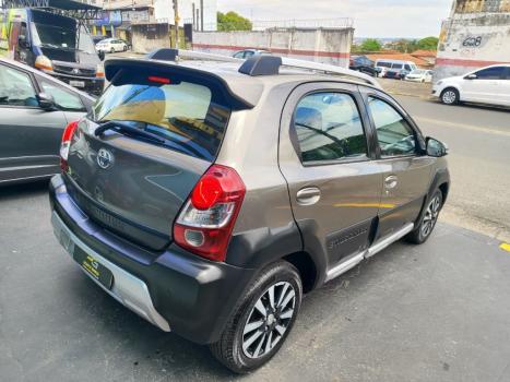 TOYOTA Etios Cross 1.5 16V 4P FLEX AUTOMÁTICO, Foto 5