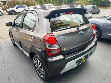 TOYOTA Etios Cross 1.5 16V 4P FLEX AUTOMÁTICO, Foto 6
