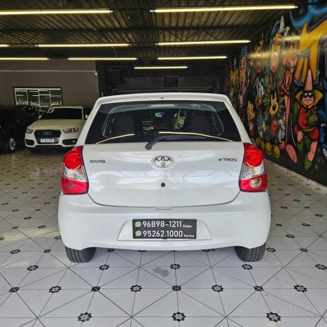 TOYOTA Etios Hatch 1.3 16V 4P FLEX X, Foto 4