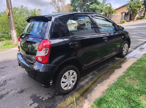 TOYOTA Etios Hatch 1.3 16V 4P FLEX X, Foto 3