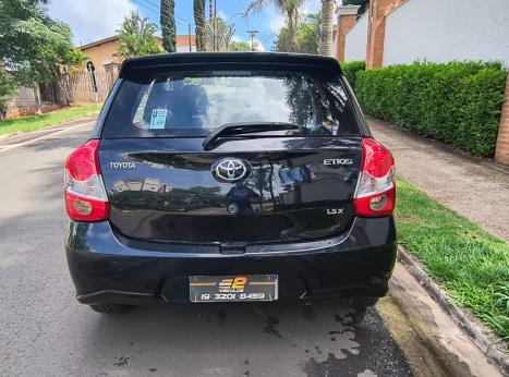 TOYOTA Etios Hatch 1.3 16V 4P FLEX X, Foto 8