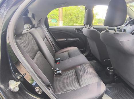 TOYOTA Etios Hatch 1.3 16V 4P FLEX X, Foto 9