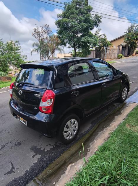 TOYOTA Etios Hatch 1.3 16V 4P FLEX X, Foto 14