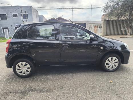TOYOTA Etios Hatch 1.3 16V 4P FLEX X, Foto 7
