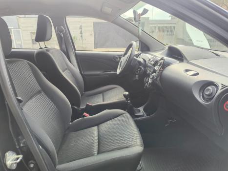 TOYOTA Etios Hatch 1.3 16V 4P FLEX X, Foto 10