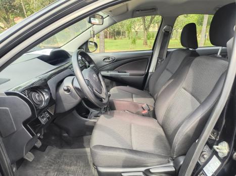 TOYOTA Etios Hatch 1.3 16V 4P FLEX X, Foto 14