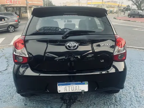 TOYOTA Etios Hatch 1.5 16V 4P FLEX X PLUS AUTOMTICO, Foto 4