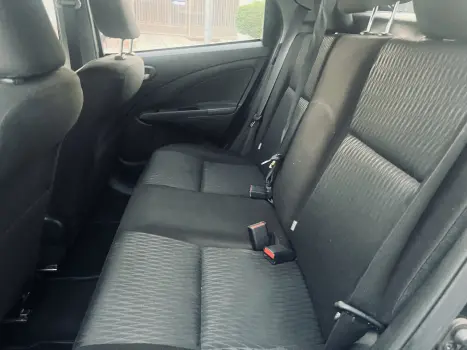TOYOTA Etios Hatch 1.5 16V 4P FLEX X PLUS AUTOMTICO, Foto 10