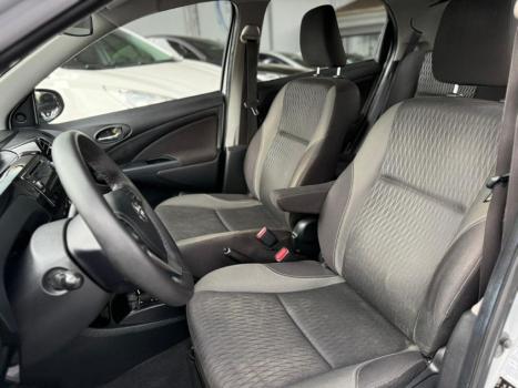TOYOTA Etios Hatch 1.5 16V 4P FLEX XS AUTOMTICO, Foto 7