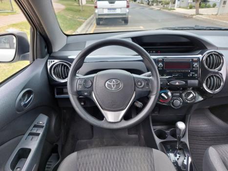 TOYOTA Etios Hatch 1.5 16V 4P FLEX XS AUTOMTICO, Foto 10