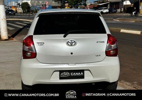 TOYOTA Etios Hatch 1.3 16V 4P FLEX X AUTOMÁTICO, Foto 6 TOYOTA Etios Hatch 1.3 16V 4P FLEX X AUTOMÁTICO, Foto 6