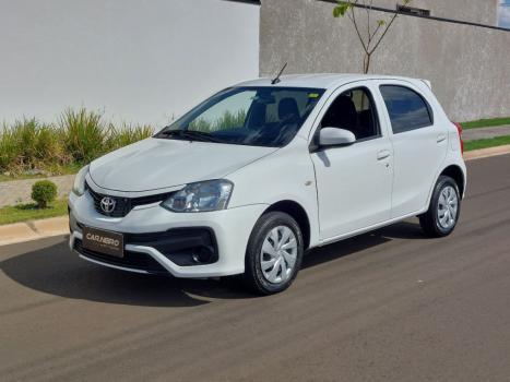 TOYOTA Etios Hatch 1.3 16V 4P FLEX X, Foto 1 TOYOTA Etios Hatch 1.3 16V 4P FLEX X, Foto 1