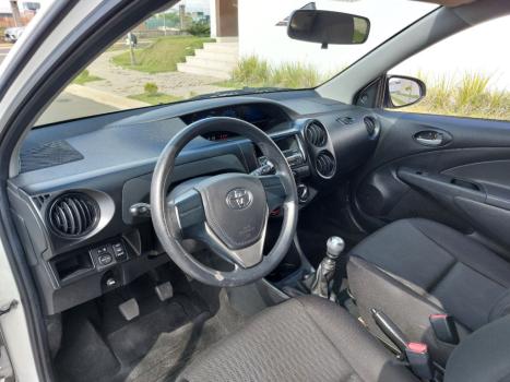 TOYOTA Etios Hatch 1.3 16V 4P FLEX X, Foto 6 TOYOTA Etios Hatch 1.3 16V 4P FLEX X, Foto 6