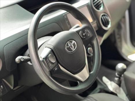 TOYOTA Etios Hatch 1.5 16V 4P FLEX X PLUS, Foto 4