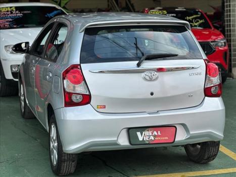 TOYOTA Etios Hatch 1.5 16V 4P FLEX X PLUS, Foto 8