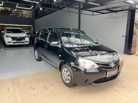 TOYOTA Etios Hatch 1.3 16V 4P FLEX X, Foto 4