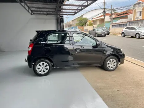 TOYOTA Etios Hatch 1.3 16V 4P FLEX X, Foto 9