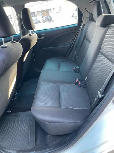 TOYOTA Etios Hatch 1.3 16V 4P FLEX X, Foto 9