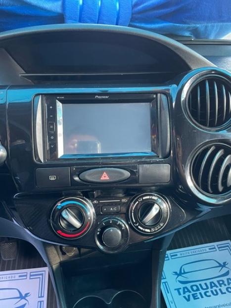 TOYOTA Etios Hatch 1.3 16V 4P FLEX X, Foto 10