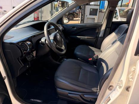 TOYOTA Etios Hatch 1.5 16V 4P FLEX PLATINUM AUTOMTICO, Foto 5