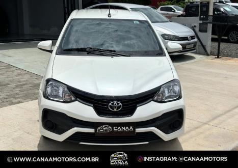 TOYOTA Etios Hatch 1.3 16V 4P FLEX X, Foto 3