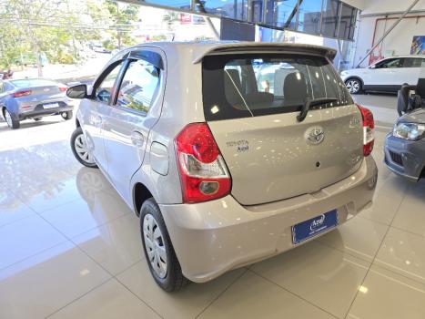 TOYOTA Etios Hatch 1.5 16V 4P FLEX XS, Foto 4