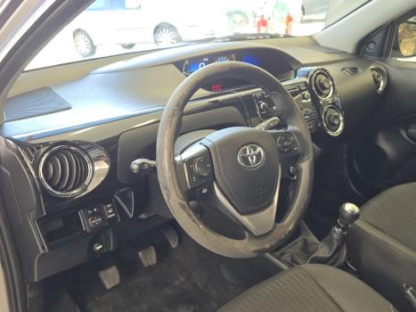 TOYOTA Etios Hatch 1.5 16V 4P FLEX XS, Foto 12