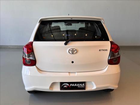 TOYOTA Etios Hatch 1.3 16V 4P FLEX X AUTOM�TICO, Foto 5