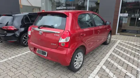 TOYOTA Etios Hatch 1.5 16V 4P FLEX XLS, Foto 4